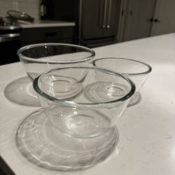 Set of 3 Glass Bowls