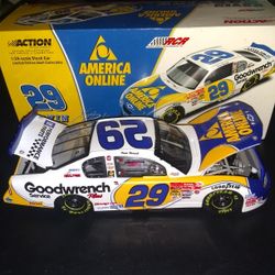 Brand New 2001 Action Kevin Harvick America Online 1/24 Die-cast Nascar