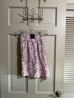 Women’s Torrid White & Pink Floral Linen Shorts Size 2 Or 2X NWT