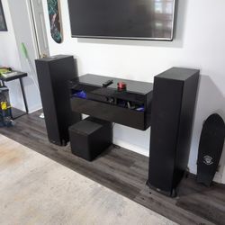 Klipsch Speakers 