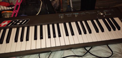 Yamaha Keyboard