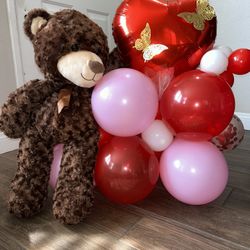 2ft Bear Valentines Day Balloon Bouquet