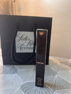 New With Tags Tom Ford Lip Color Shine + Saks Fifth Avenue Bag