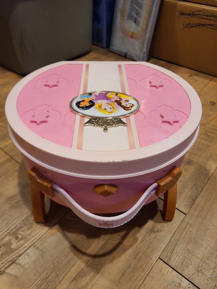 Disney's Princess Make Up/Jewelry Vanity