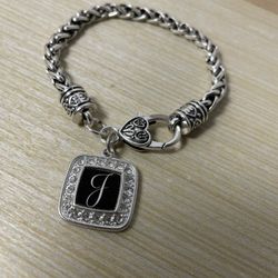 Silver Tone Bracelet With Sparkly Rhinestone Charm 7” Inches