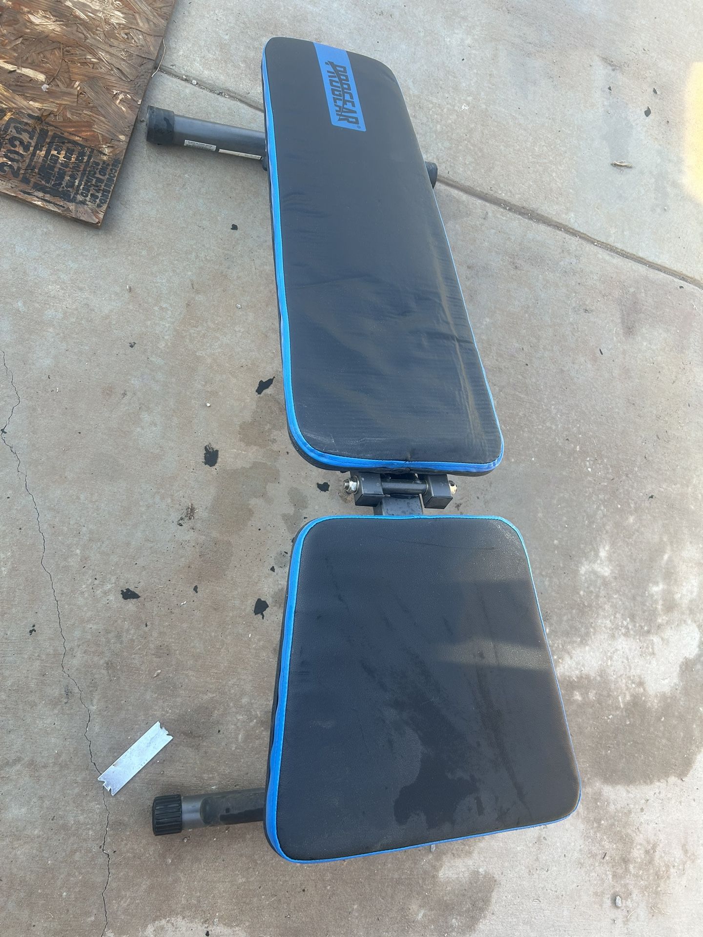 Weight Bench