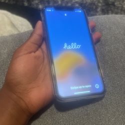 iPhone XR Reasons Good Conditon HURRY *HOT* 🔥