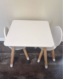 Children’s table set
