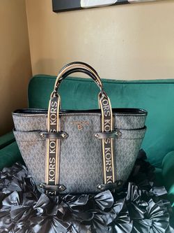 MICHAEL KORS Maeve Logo Small Convertible Tote Authentic In Black🎀