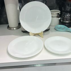 Set Of 8 Corelle Winter Frost Plates 