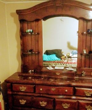New And Used Wood Dresser For Sale In Dayton Oh Offerup