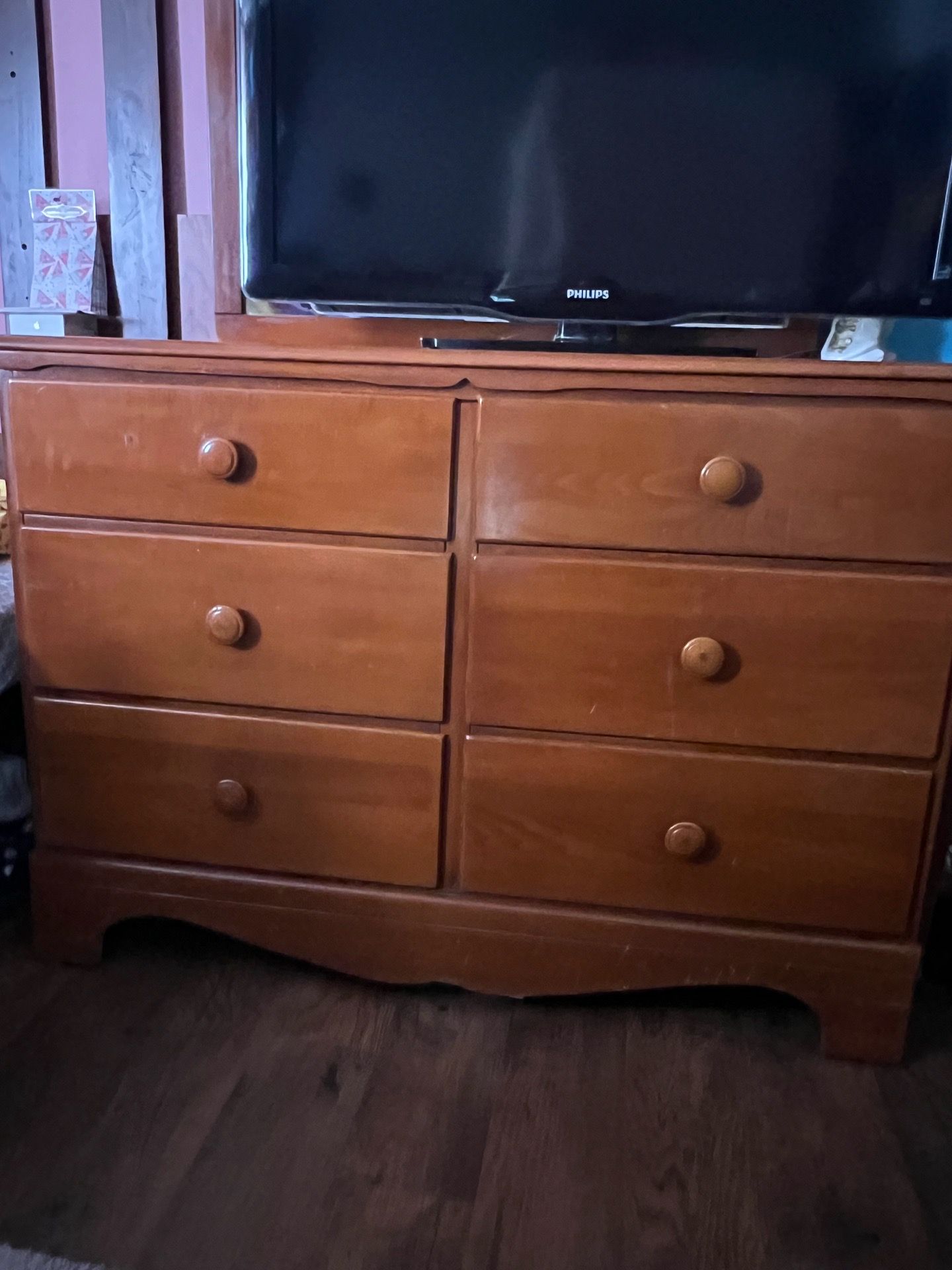 Dresser + mirror