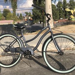 Huffy 26 Inch Cranbrook Women's Cruiser Bike