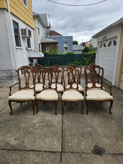 8 louis xv style chairs