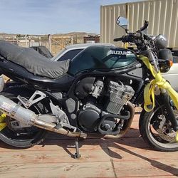1997 Suzuki Bandit GSF1200S 