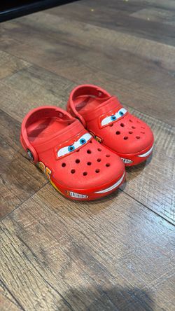 Lightining Mcqueen Crocs