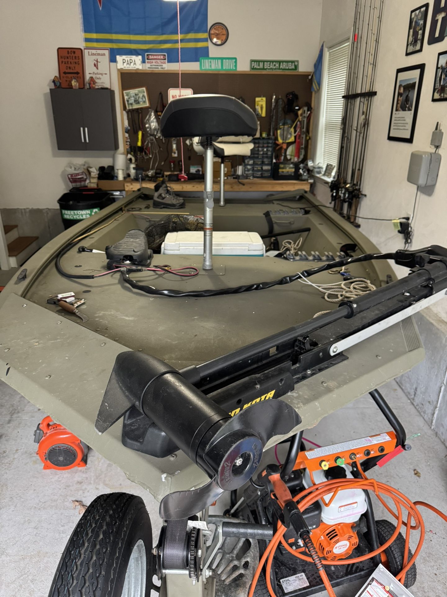 Grizzly Bass Tracker