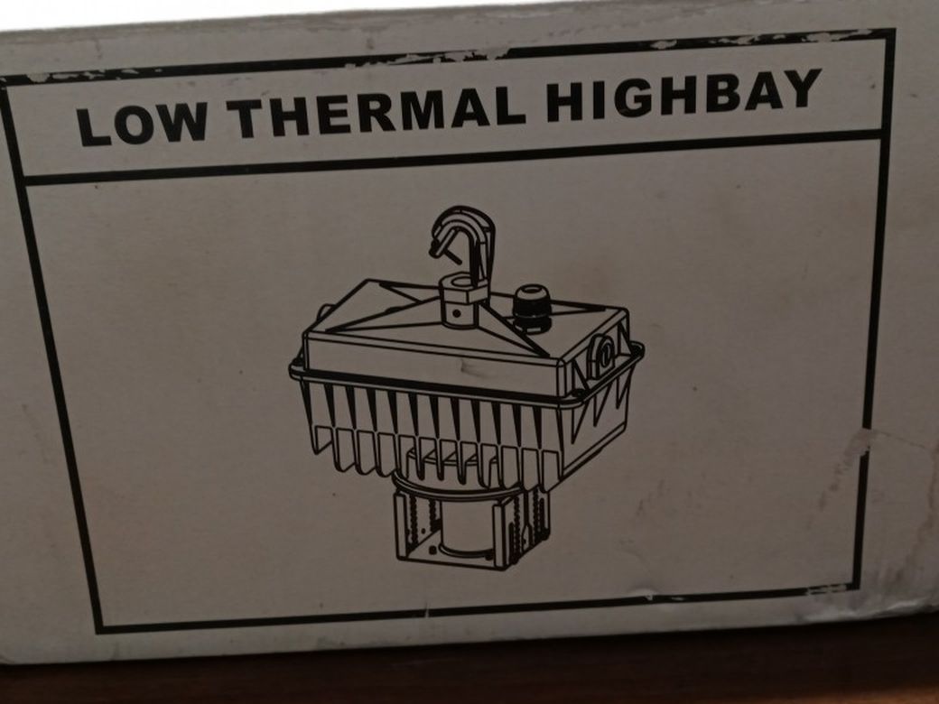 6 Low Thermal Highbay Units