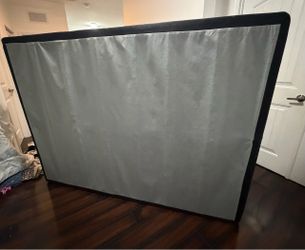 Queen size spring box Good conditions