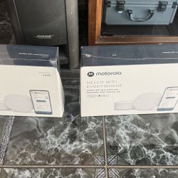 motorola WiFi router / extender 2 pack 