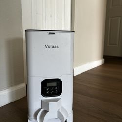 Automatic Feeder for two