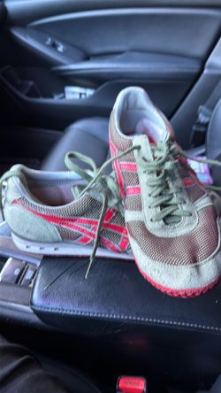 Onitsuka Tiger Serrano size 8 1/2