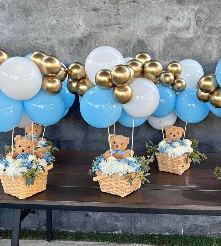 Air Balloon Centerpieces
