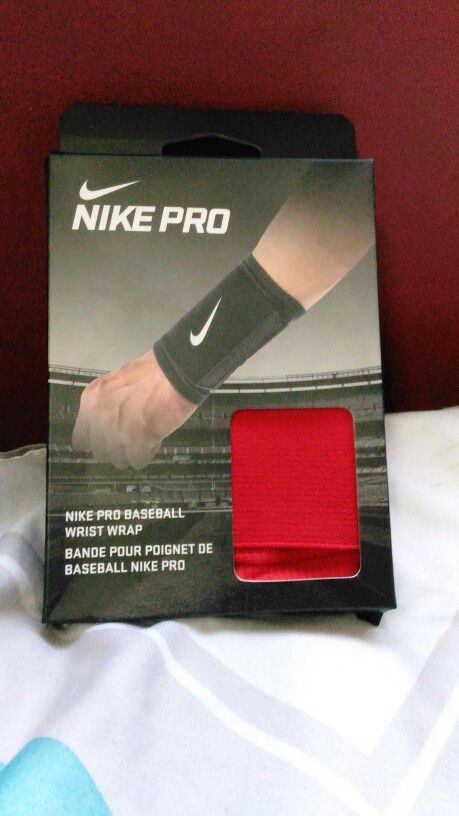 Klap systematisch Schema Nike Pro Baseball Wrist Wrap..reg.$25 Now Only $15 for Sale in San Antonio,  TX - OfferUp