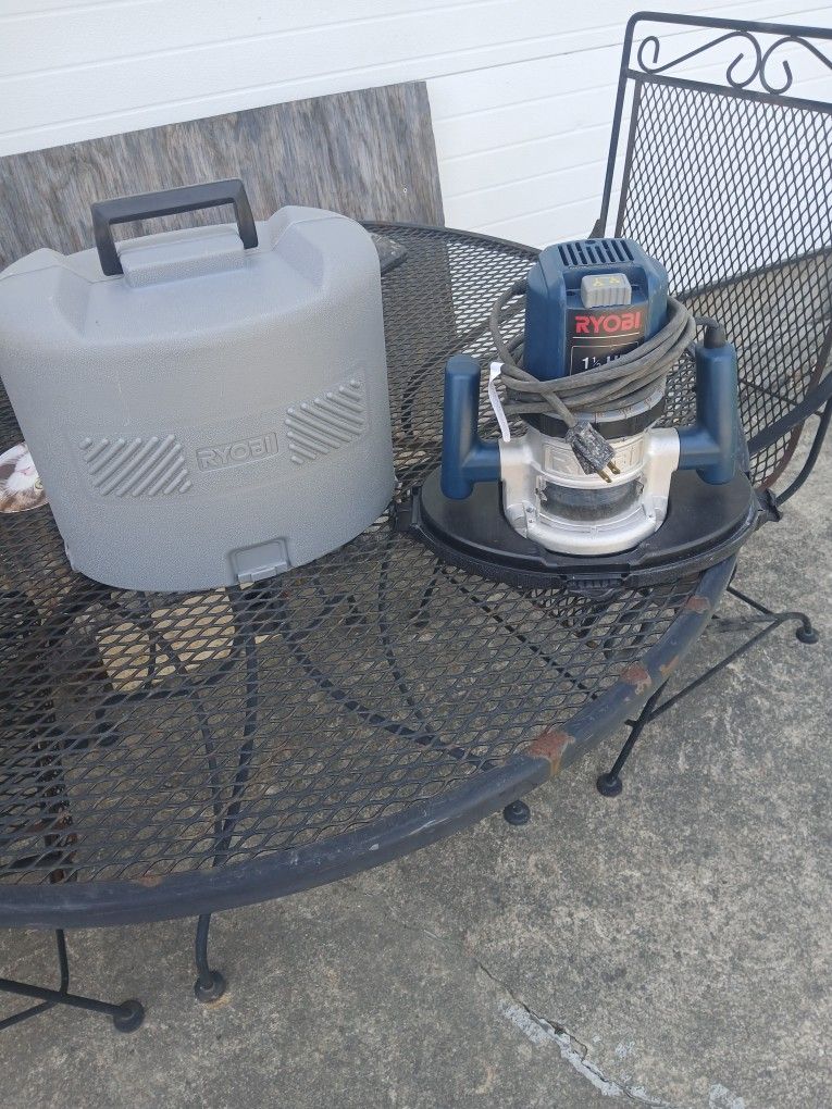 Ryobi Router