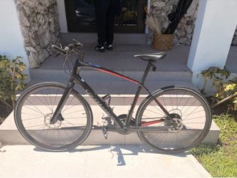 Specialized Sirrus fitness/hybrid bike,
