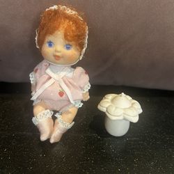 Vintage Berry Baby Strawberry Shortcake Doll w/ Bottle 80’s 