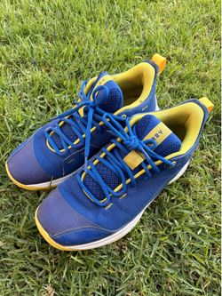 Curry shoes