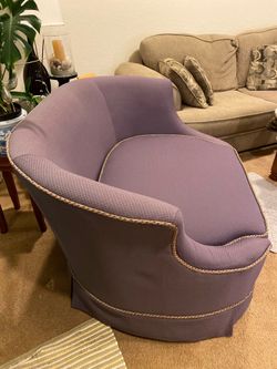 “Beautiful Matching Couch Set “