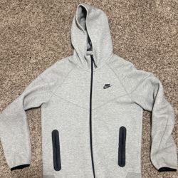 Nike tech jacket
