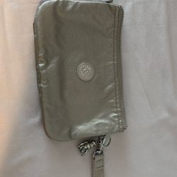 Wristlet 