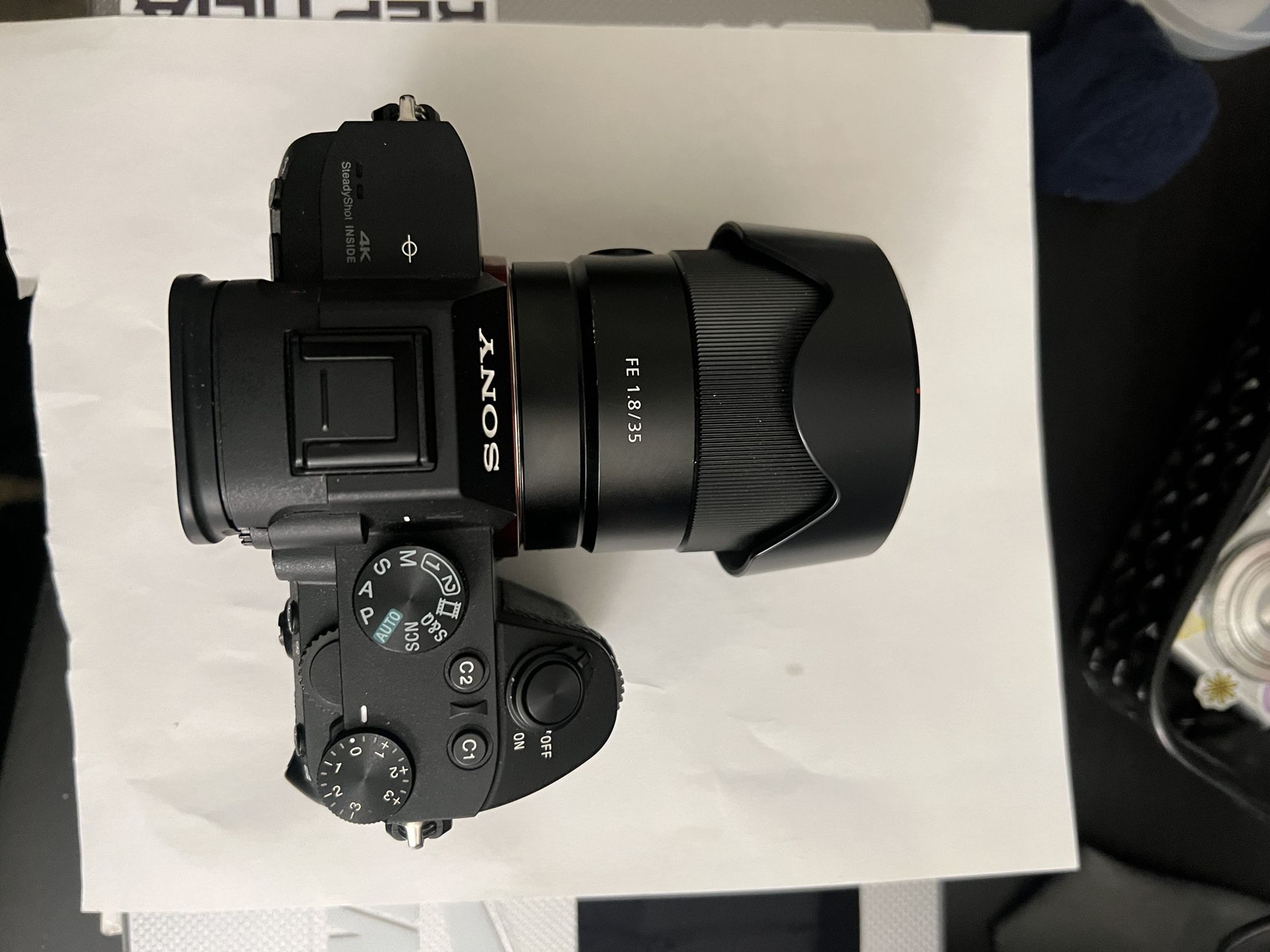 Sony 35mm f/1.8 FE