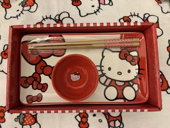 Hello Kitty Sushi Plate Set