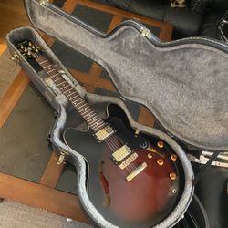 Epiphone ES335 Dot Deluxe w/TKL Hard Case