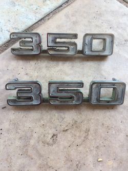 Numbers 350 Chevy Engine Badges (2)