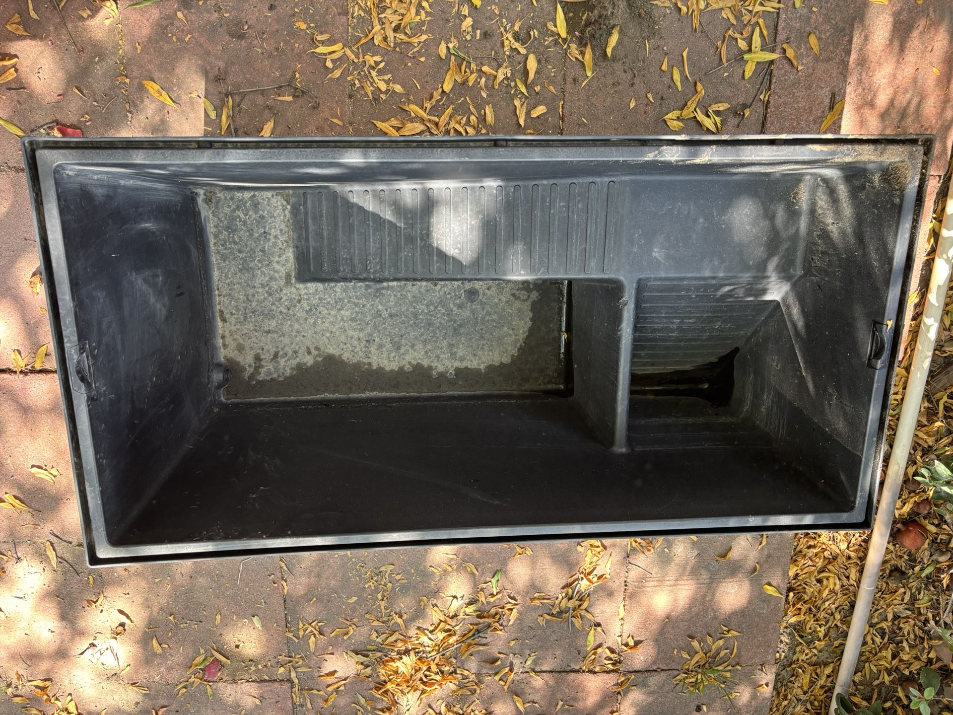 Turtle Water Land Tub/  Green Het Caramel Sliders 