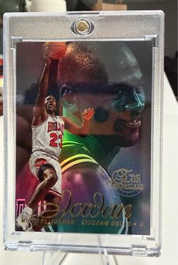 1996-97 Fleer Flair Showcase Style Michael Jordan Row 2 Section 1 Seat 23