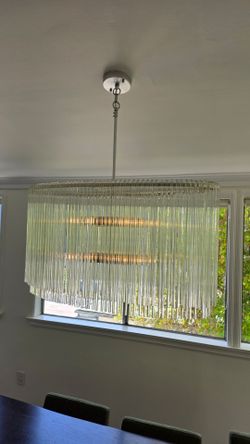 Beautiful Dining room Cascada Chandelier