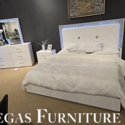 Queen Bedroom Set 4pc 