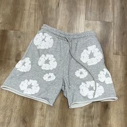 Denim tear shorts