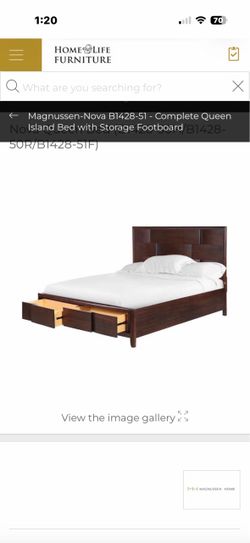 Beautiful Queen Bed