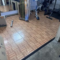 162 12” Snap lock Dance floor tiles
