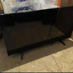 35 Inch Vizio TV 1080p