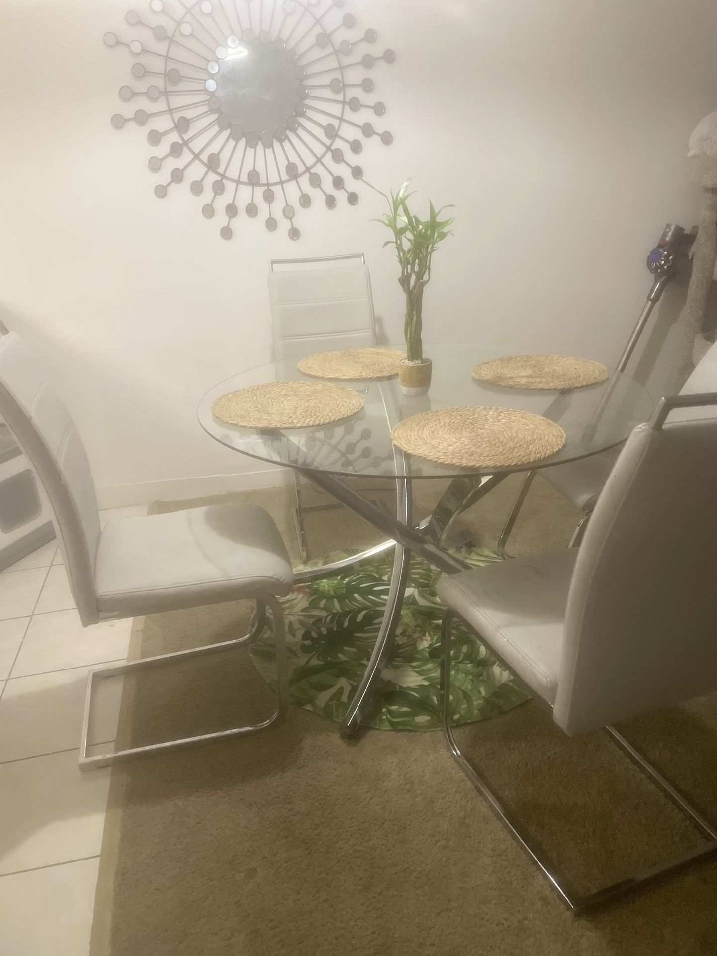 Dinning Table And Chairs Set/ Glass Mirror Home Decor/ Green Plant Rug $200