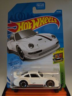 Hot Wheels Lot of 2, Porsche 993 GT2 HW Exotics and Factory Fresh
