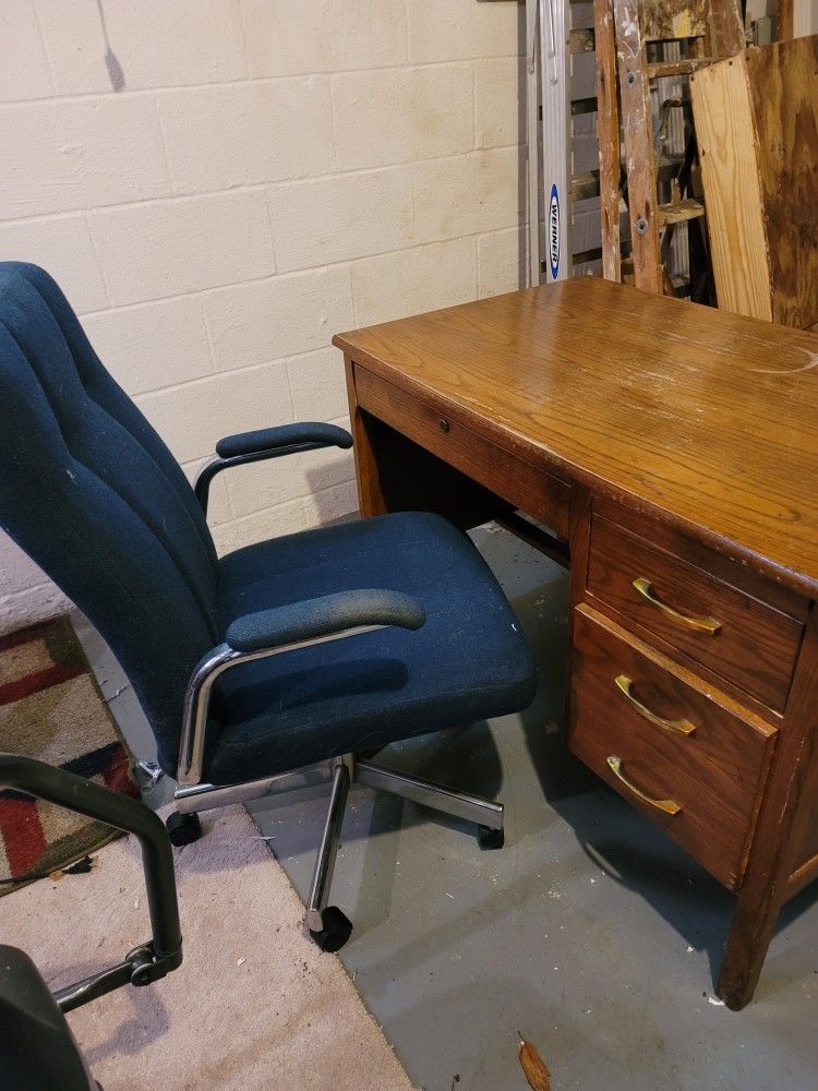 Desk And Chair